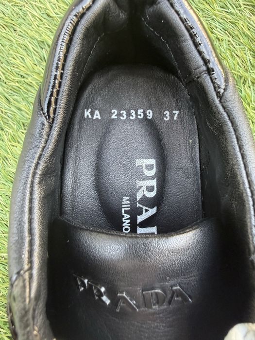 Prada 37 номер ,кожени