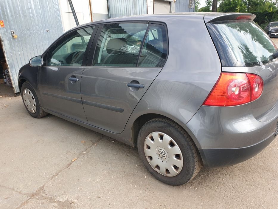 Usa stanga fata spate Usa dreapta fata spate vw golf 5 Bară spate