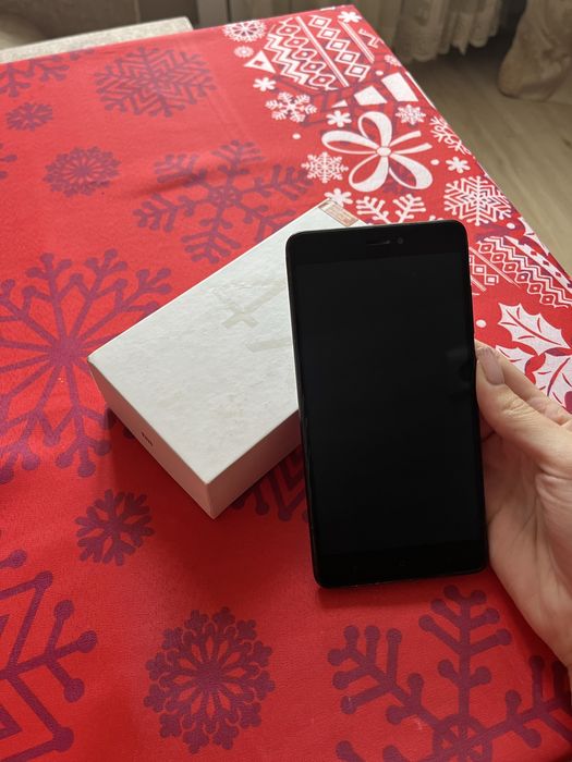 Продается телефон Redmi note 4X