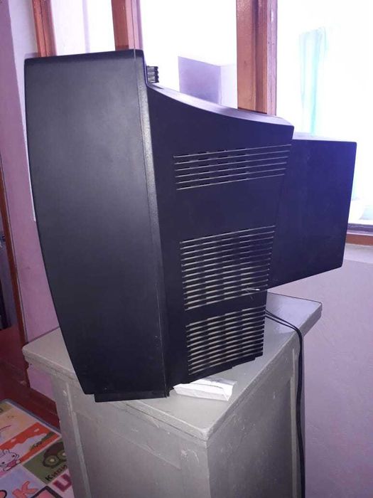 Продам Телевизор LG