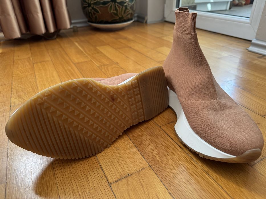 Дамски обувки Russell & Bromley