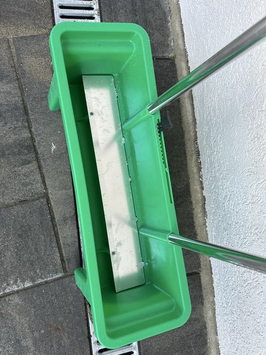 Imprastietor gazon/ ingrasamant