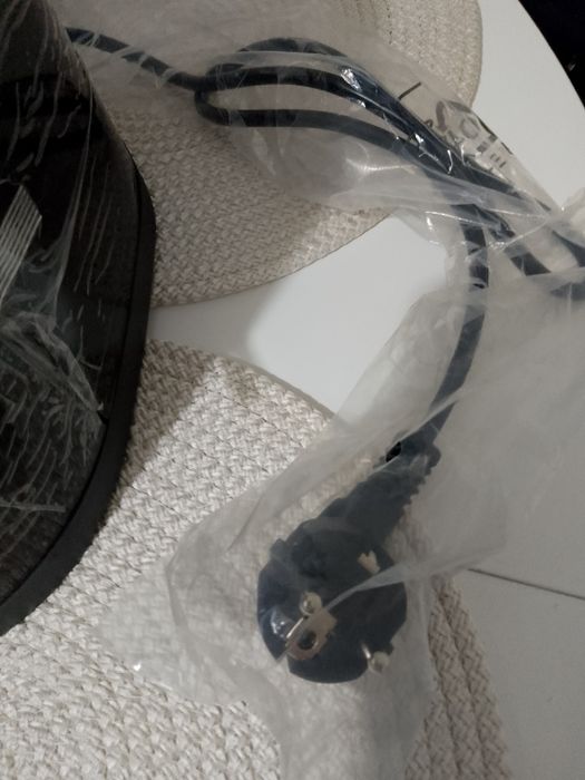 Еър  фрайър Air fryer фритюрник с горещ въздух  3,6 литра 1200 W