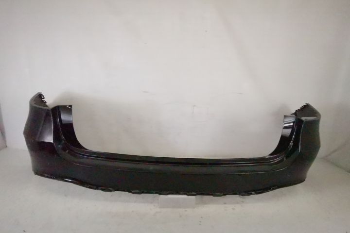 Задна броня със сензори и без престилка, оригинална, в добро състояние