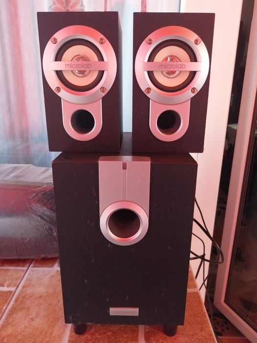 Vând boxe Microlab