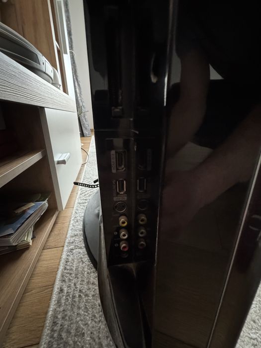 Vand TV Samsung non-smart