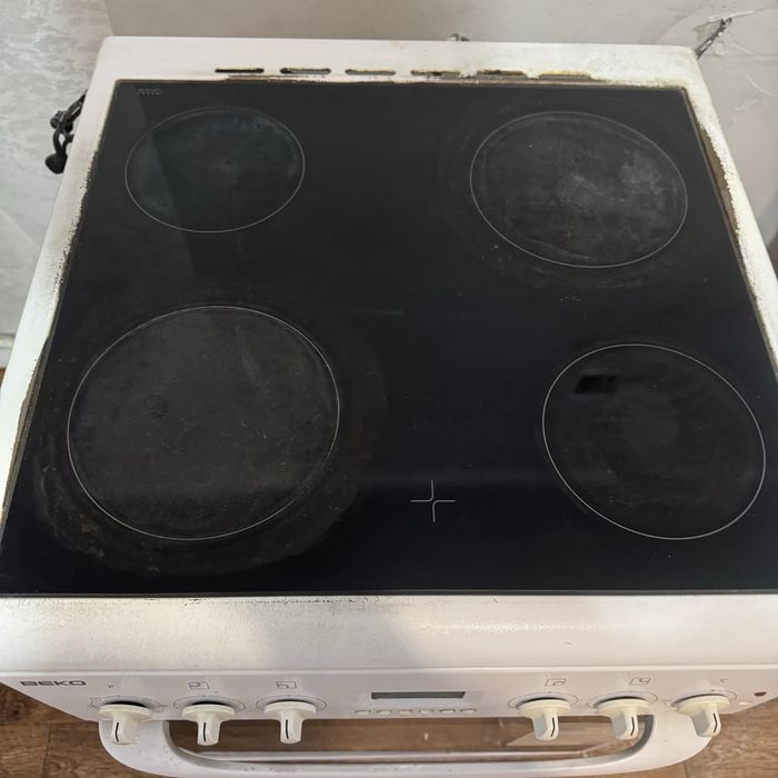 Продам электрическую плитку Beko