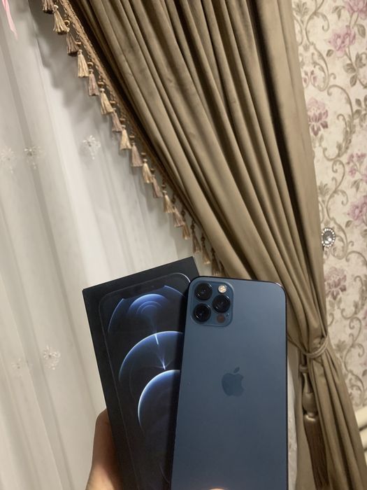 Продаю Iphone 12 pro 128gb