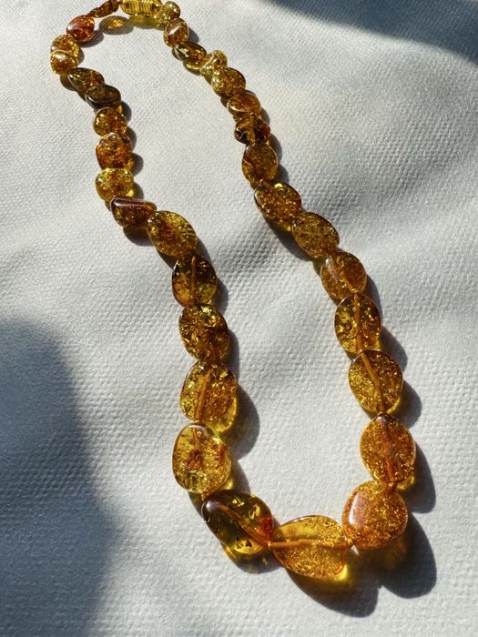 Янтарные бусы для взрослых
