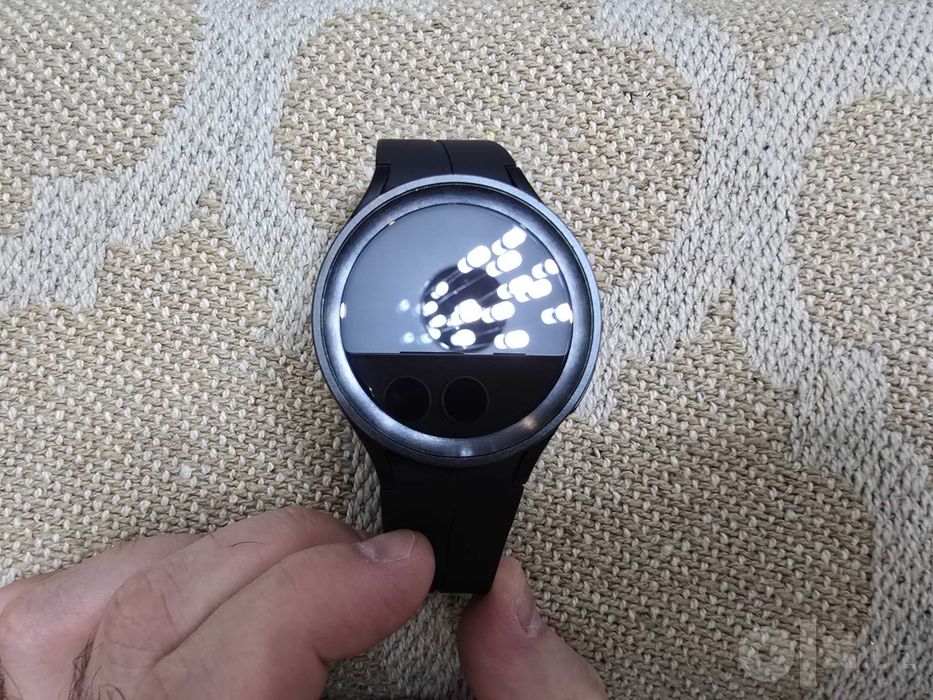 Продаю смарт часы Samsung watch 5 pro