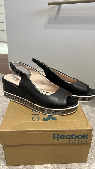 Туфли сандали макасы