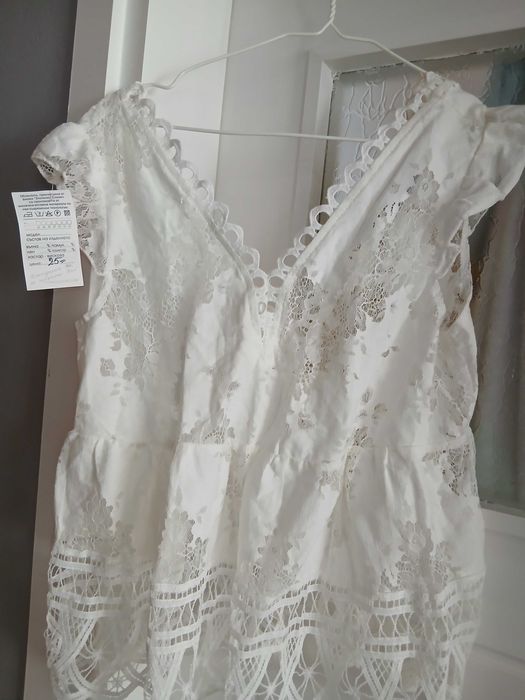 Нова бяла  блуза, подходяща за море