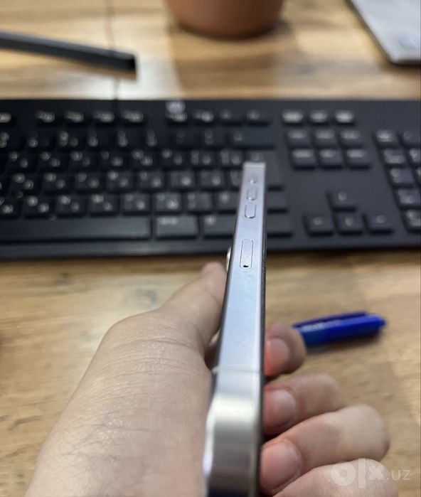 Iphone 15 pro white