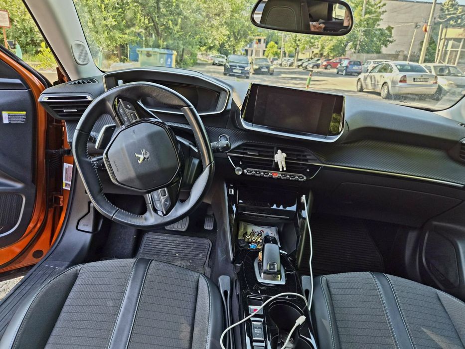 AN 2022 _ Băneasa _ Fără cusur_ Benzină _ Automată