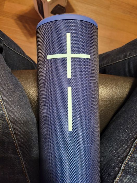 Ultimate Ears Megaboom 4 - bluetooth колонка, уникална! Водоустойчива