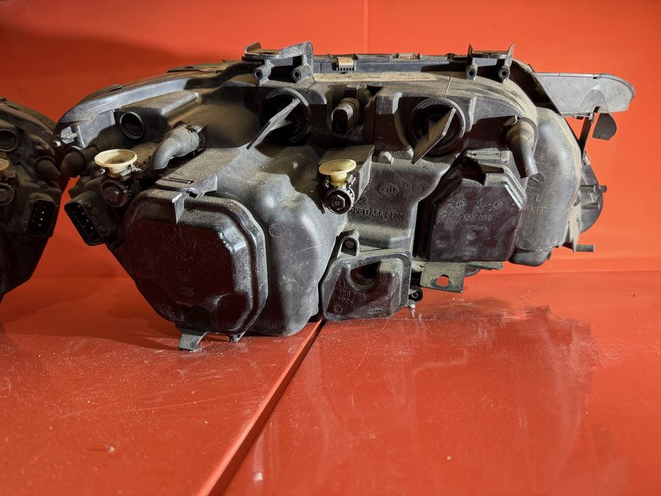 Ксенонови фарове от BMW E65 E66 Фейслифт LCI