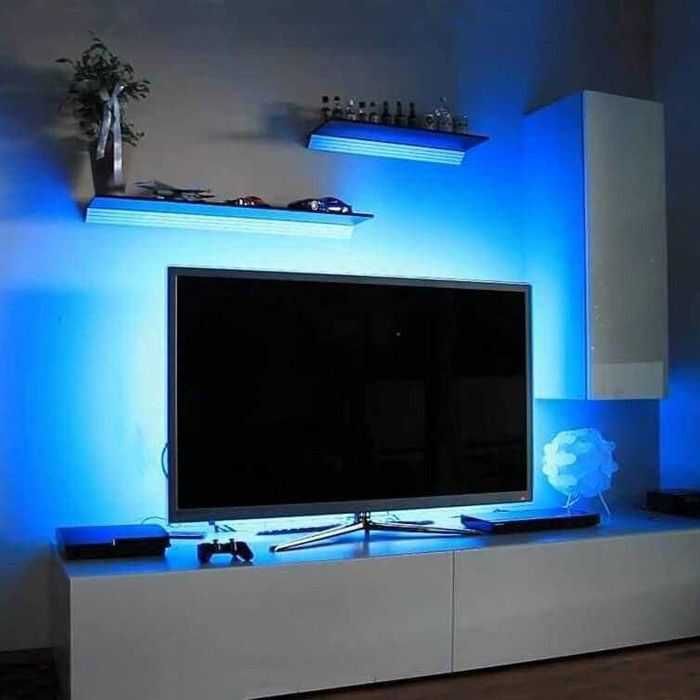 Kit TV banda led strip 3 metri USB RGB 16 culori telecomanda