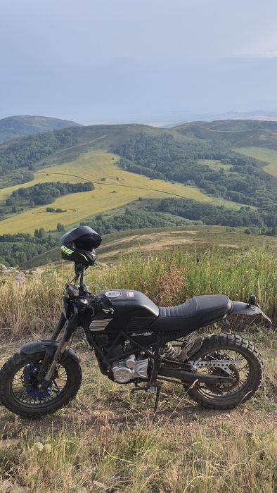 Scrambler 250 400km пробег новый