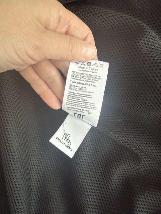 Продам ветровку на мальчика