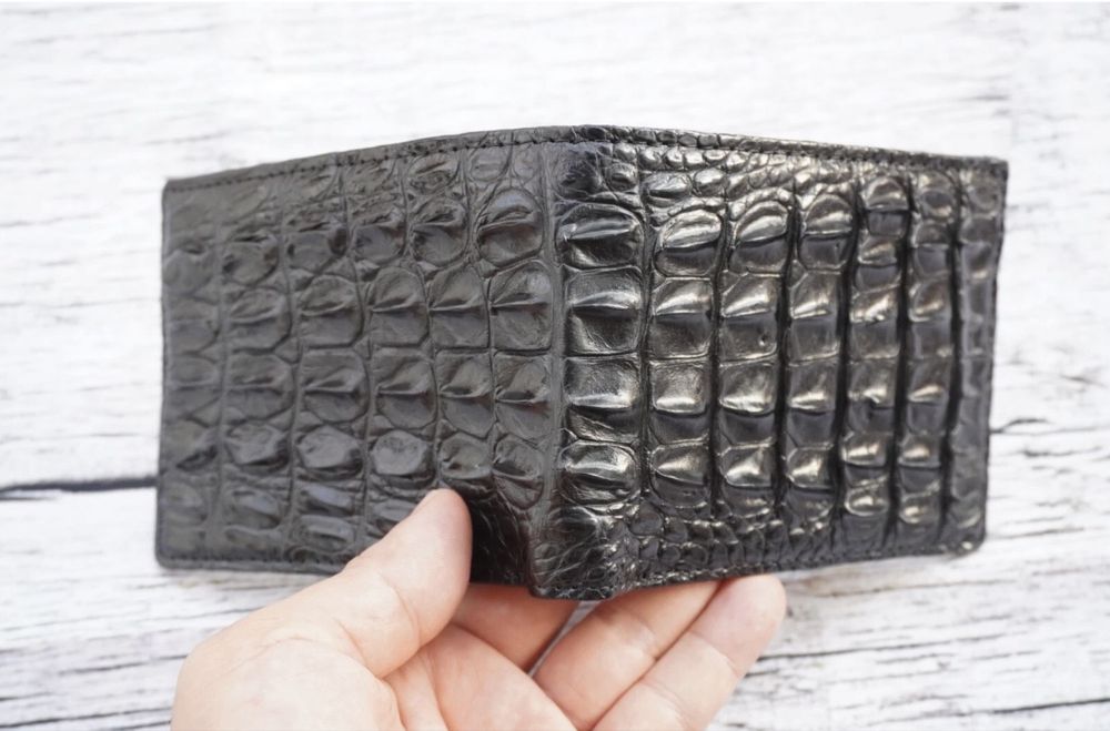 Portofel bărbătesc din piele naturala de crocodil autentic 100%