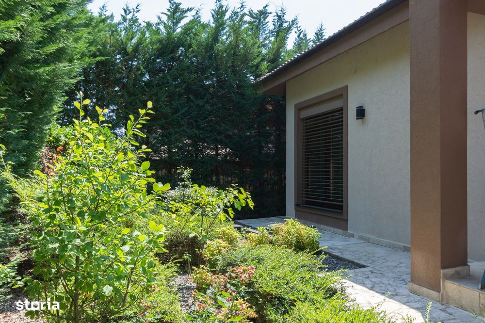 Casă cu 4 camere + garaj - front direct la str. Branului, zona dealuri
