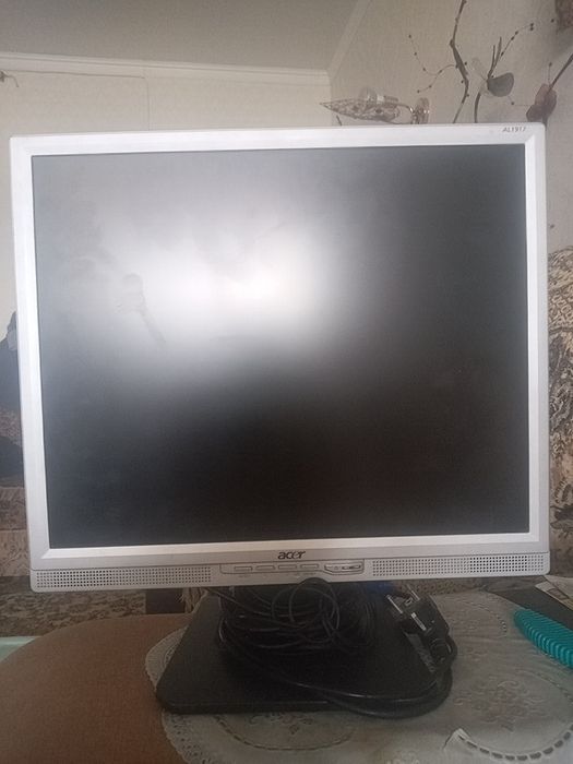 Мониторы 19 дюймов