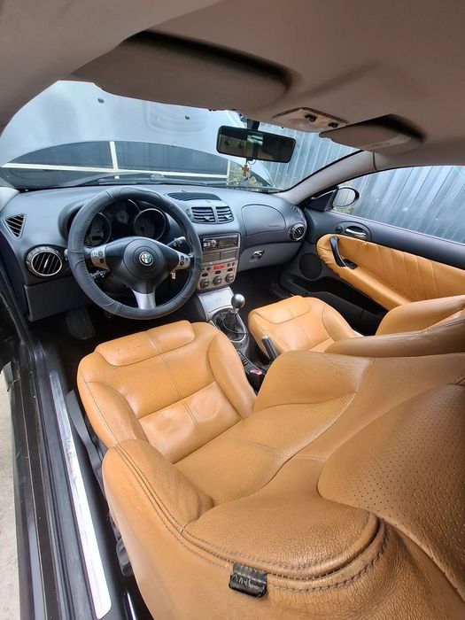 Alfa Romeo GT Stare excelenta, Sistem audio Hi-Fi Audison/Clarion/Macrom