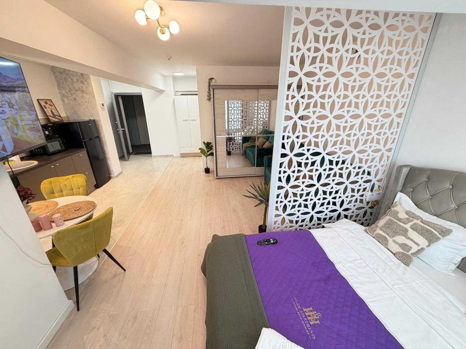 IS LUX Glam Studios & Apartments - Apartamente Regim Hotelier Palas
