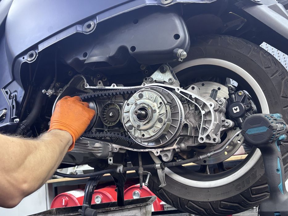 Vespa GTS Super Tech 300