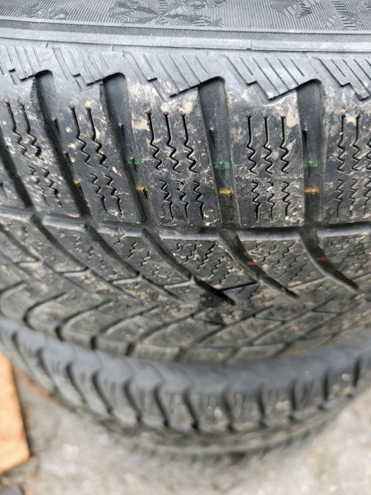 Jante cu cauciucuri de iarna ( Jante Audi S5 R17 )