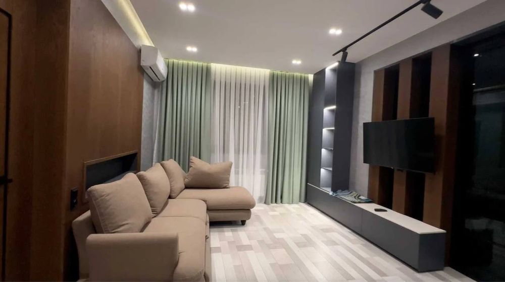 ЖК Seoul Moon Торговый Центр Next!