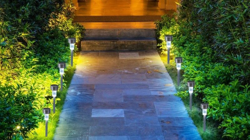 Комплект от 6 броя LED соларни лампи