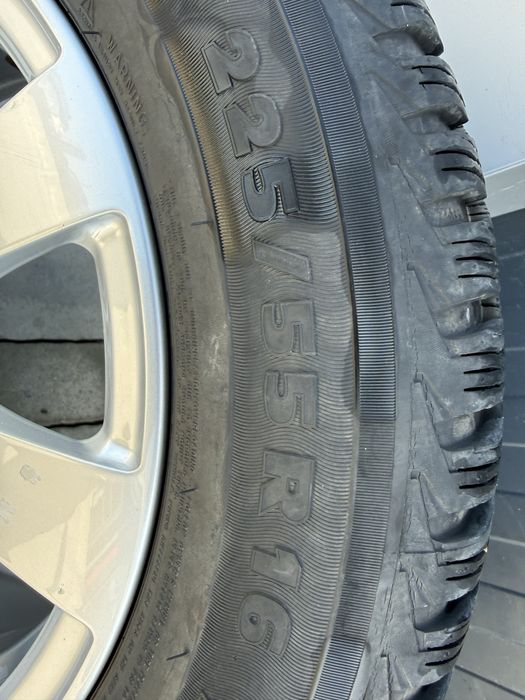 Е класа 2009-2018 w204 w205 Зимни Дот 24г 225/55/16 - 100€