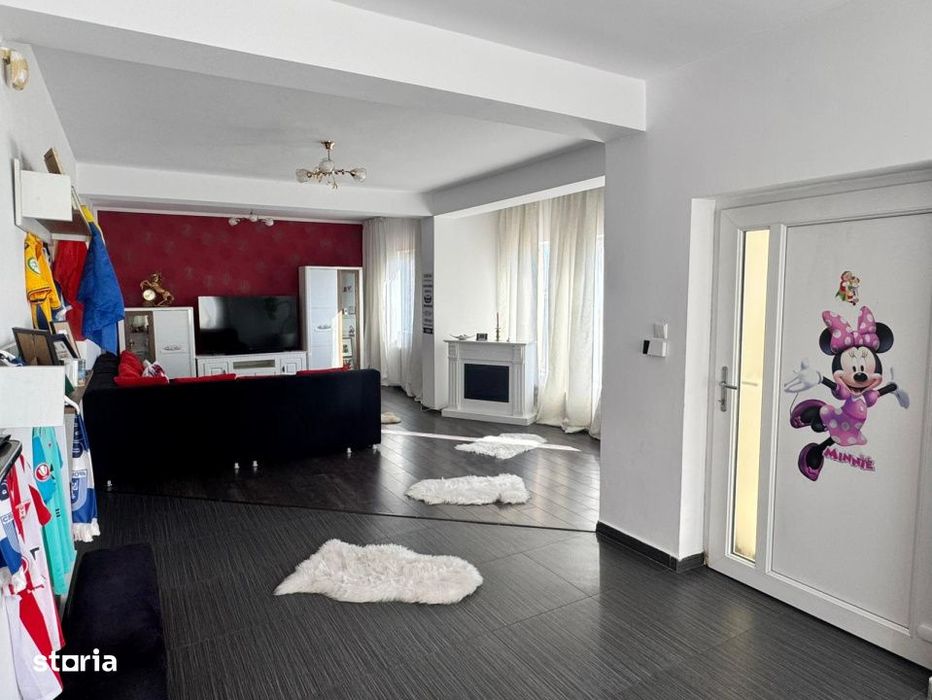 0% comision: Proprietate completa, 2 locuinte si terasa mare de 72 mp