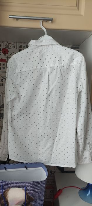 Школьная рубашка на мальчика O'stin