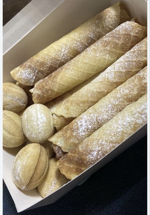 Вафли и орешки на заказ