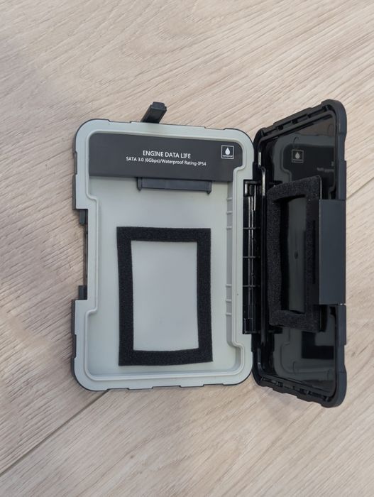 Adaptor usb HDD 2,5 inchi Adata cu SSD 120gb
