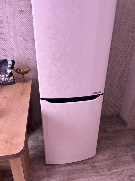 Продам холодильник LG GA-B429SECZ