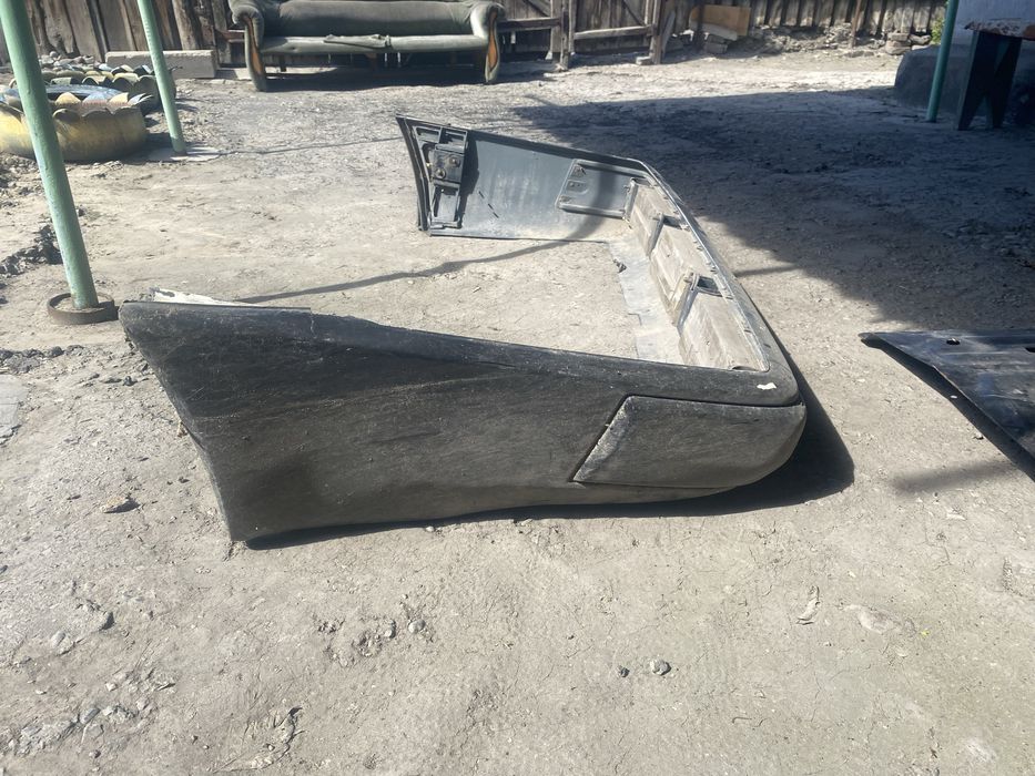 Продам бампер от мерса задний