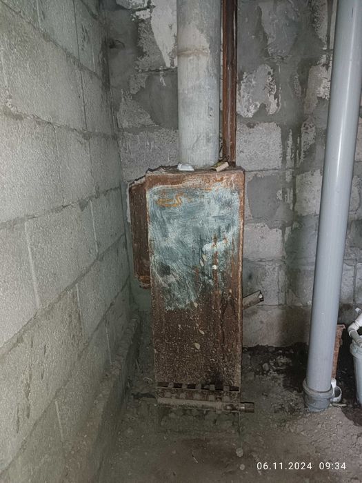 Котёл и титан в хорошем состоянии в комплекте имеются горелки.