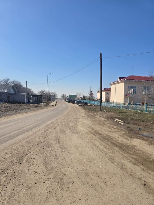 Продам участок в поселке Каратобе