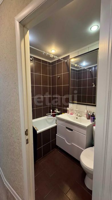 Продам 1- комн квартиру