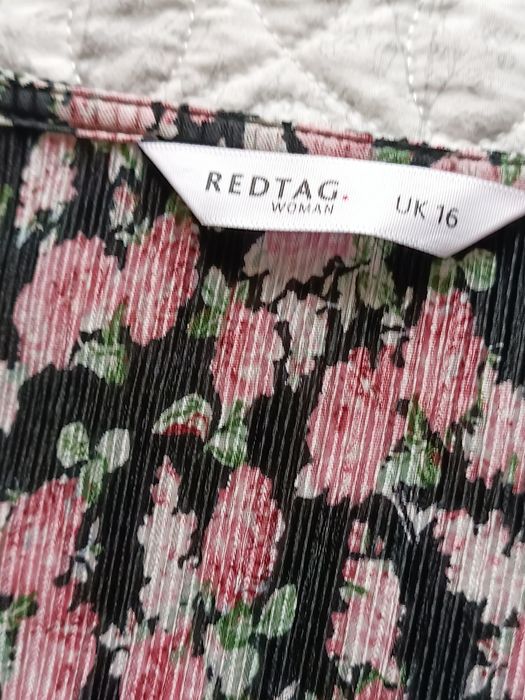 Продам  фантастическое платье