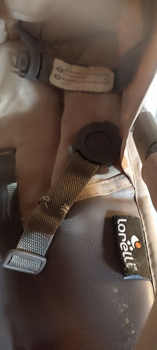 Продавам количка 2 бр,