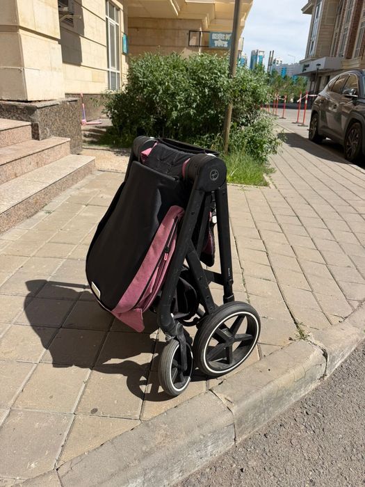 Продам коляску в отличном состоянии