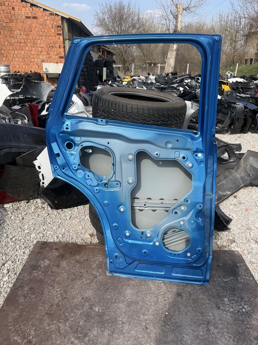 Врата Mazda CX-5 2012 год.-