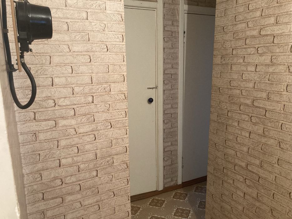 Продам двух комнатную квартиру