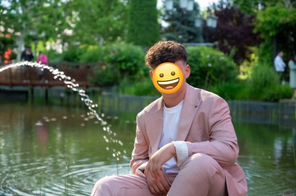 Costum Warthel Somon nou