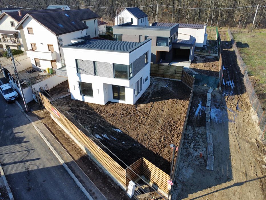 Casa nzeb in mogosoaia langa padure f.r.f. Premium teren 400 mp