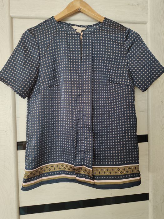 Новая блуза с коротким рукавом